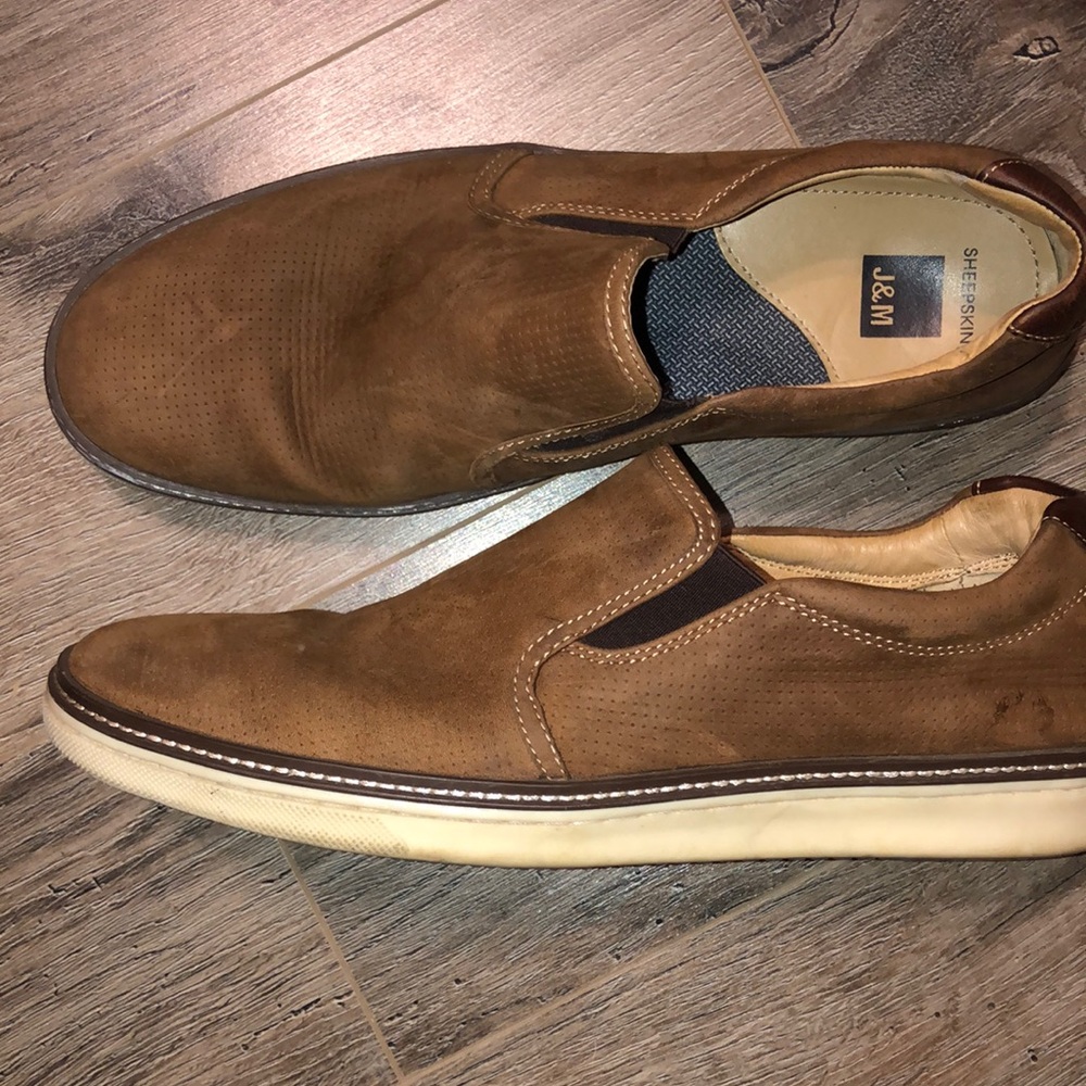 Sheepskin slip ons